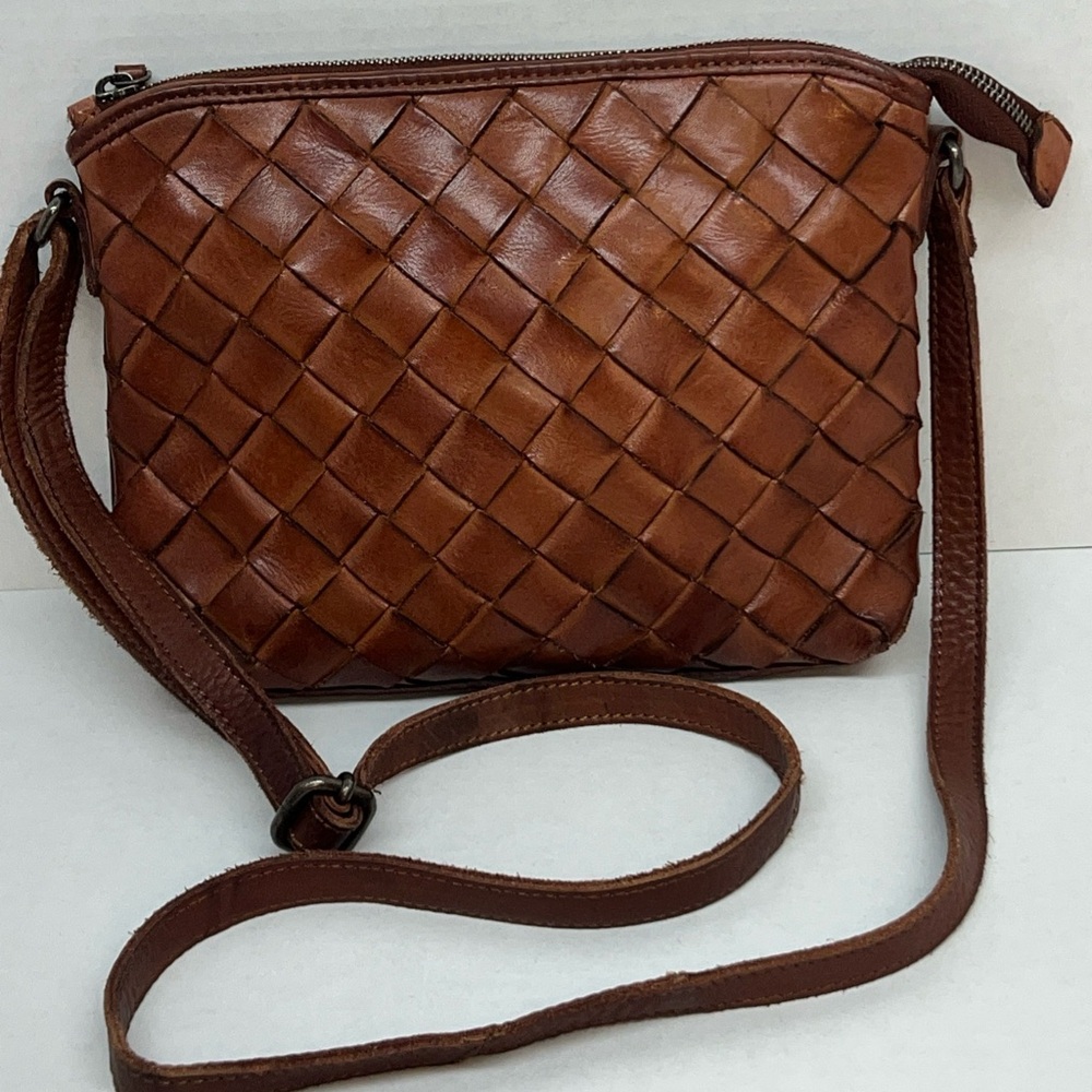 VILENCA Holland Woven Leather Crossbody Shoulder Bag Purse Cognac Brown